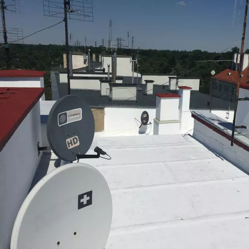 Neoproof Polyurea R – zaawansowana membrana hydroizolacyjna do dachów i tarasów